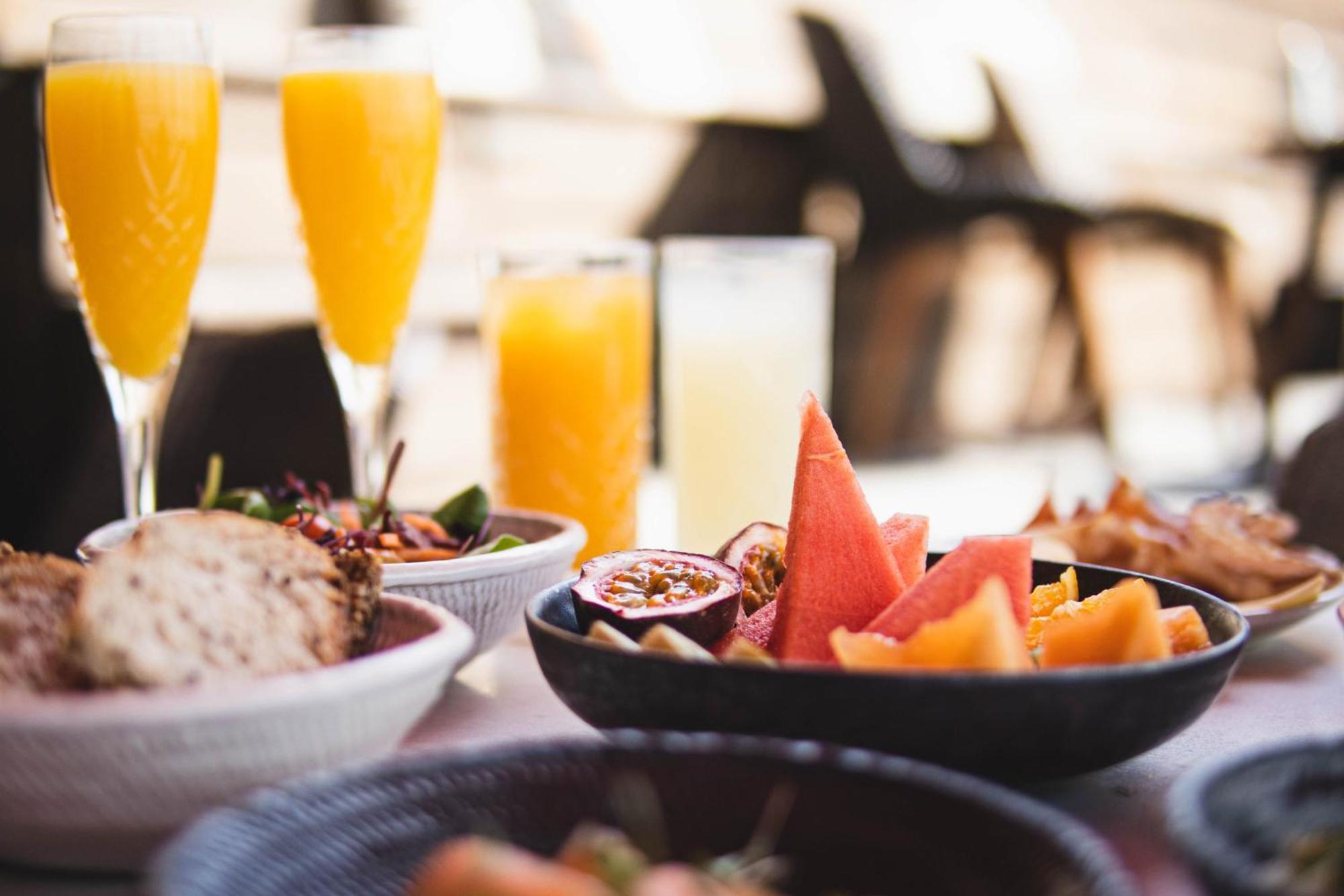 마농 레 스위트 굴스메덴 호텔 코펜하겐 외부 사진 A typical breakfast