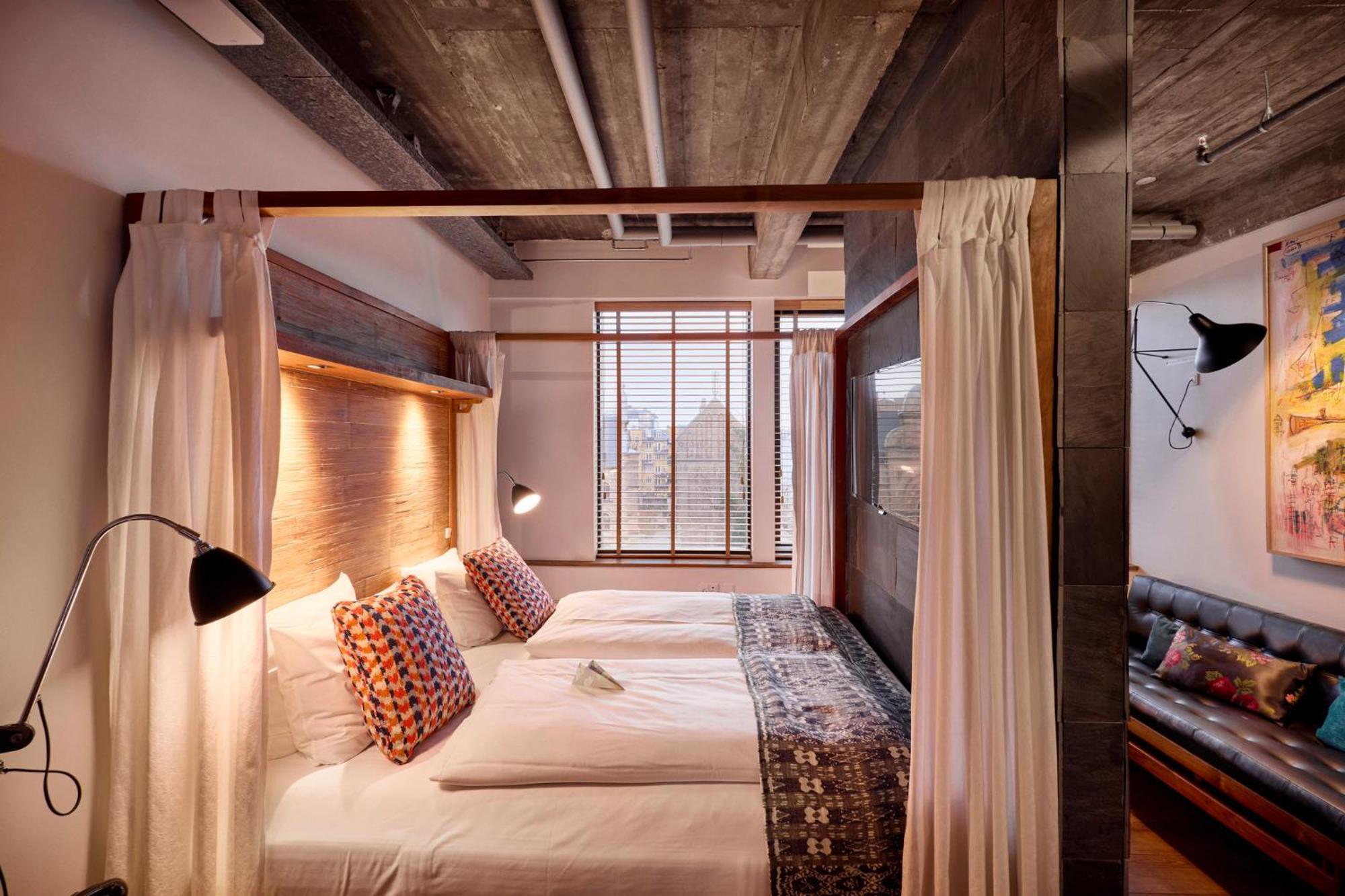 마농 레 스위트 굴스메덴 호텔 코펜하겐 외부 사진 A room at the Standard East Village