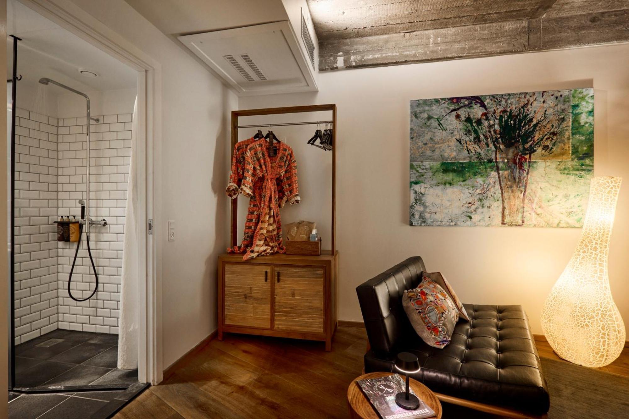 마농 레 스위트 굴스메덴 호텔 코펜하겐 외부 사진 A room at the hotel