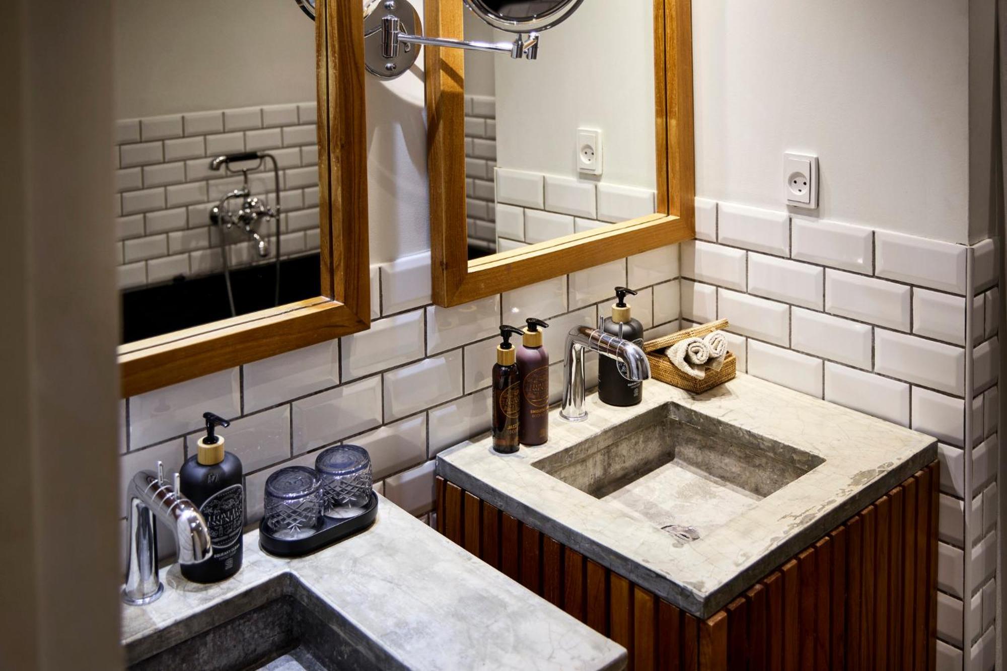 마농 레 스위트 굴스메덴 호텔 코펜하겐 외부 사진 Bathroom